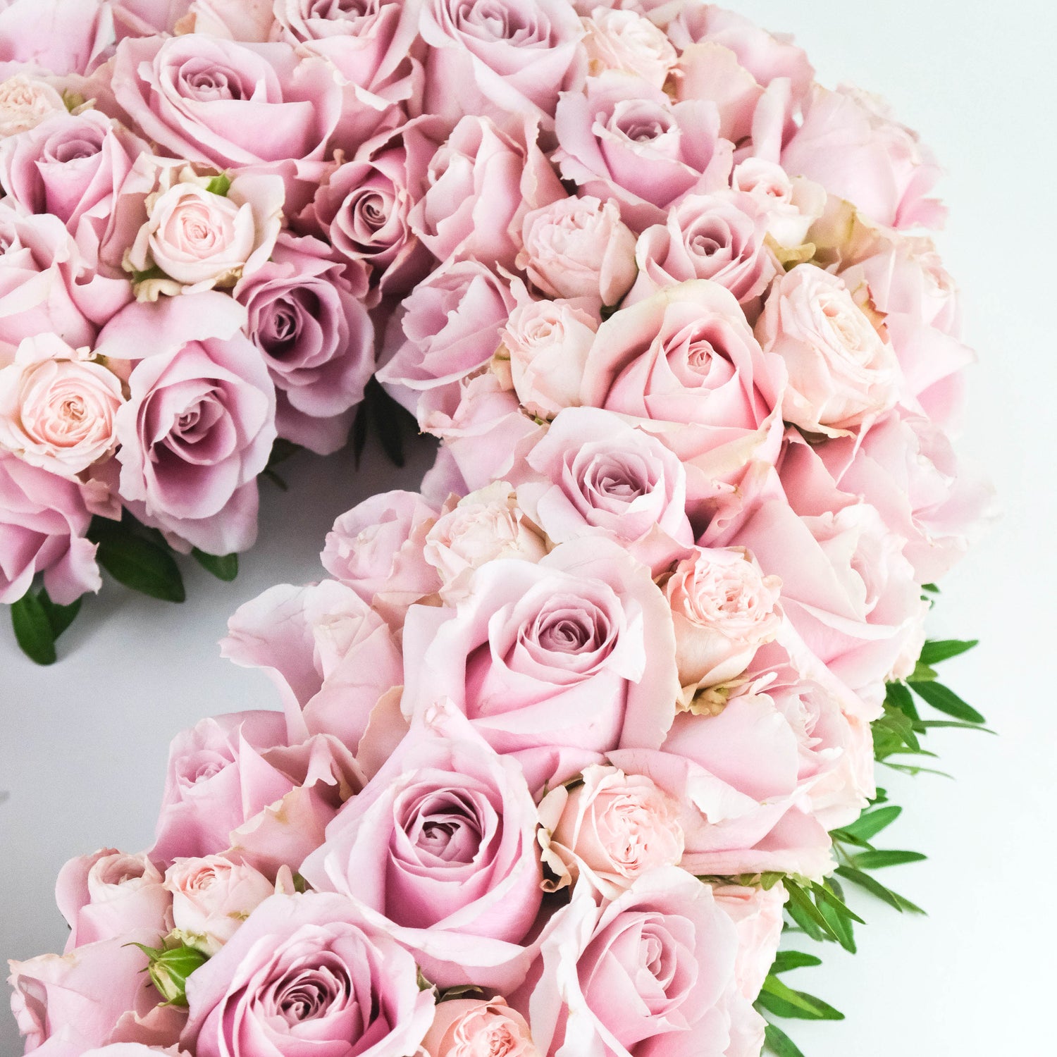 Couronne de roses roses