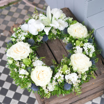 Mixed White Wreath